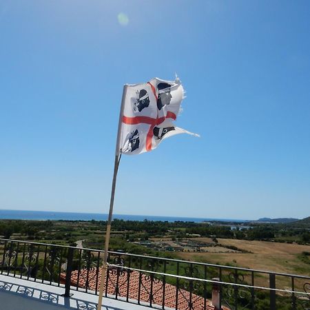 B&B Eleonora D'Arborea, Centro Storico ポザーダ エクステリア 写真